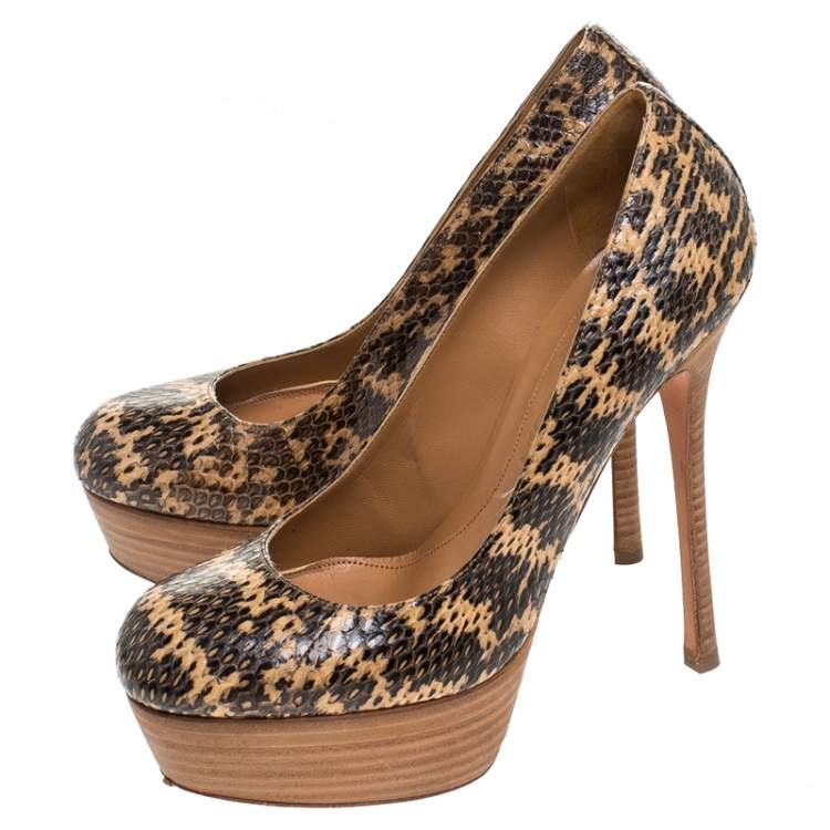 مملوكة مسبقًا Alexander McQueen Black/Beige Python Platform Pumps Size 37
