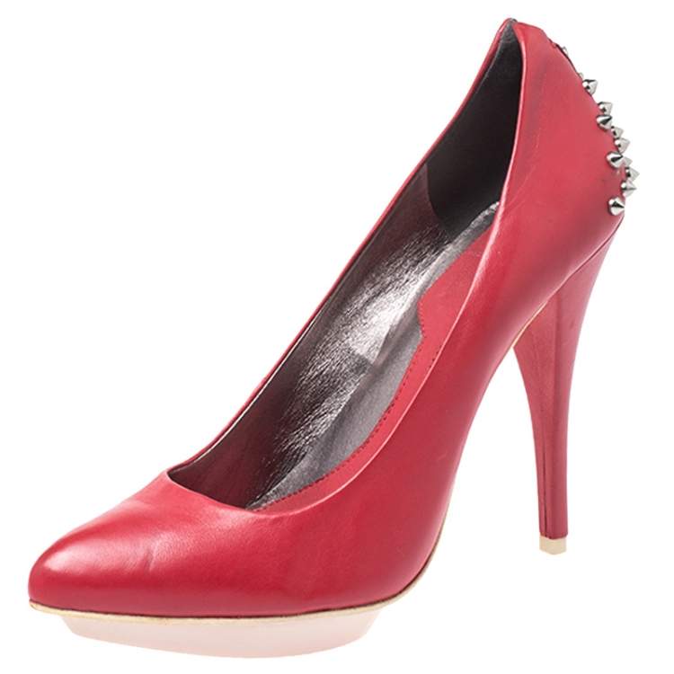 Alexander Red Leather Studded Pumps Size 38 Alexander McQueen |