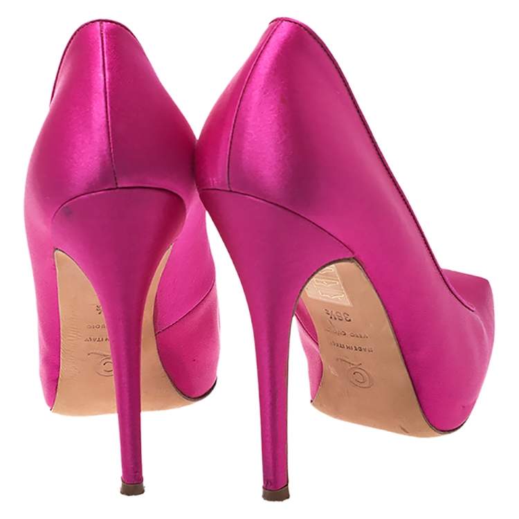 Pre Owned Alexander McQueen Majenta Satin Square Toe Platform Pumps Size 36.5