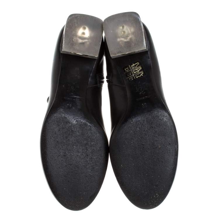 Pre Owned Alexander McQueen Black Leather Skull Ankle Boots Size 36