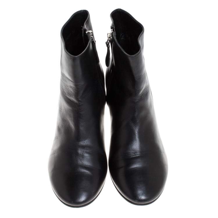 Pre Owned Alexander McQueen Black Leather Skull Ankle Boots Size 36