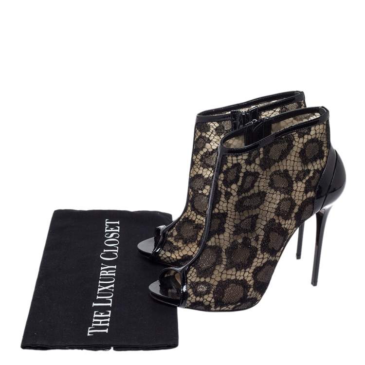 Pre Owned Alexander McQueen Black Lace And Patent Leather Peep Toe Booties Size 38