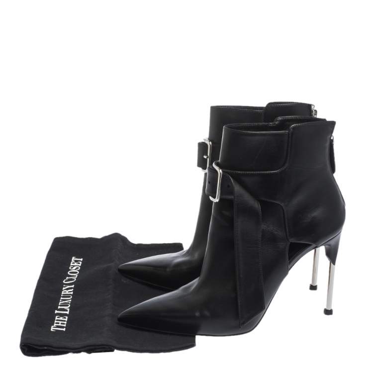 Pre Owned Alexander McQueen Black Leather Buckle Pointed Toe Booties Size 40