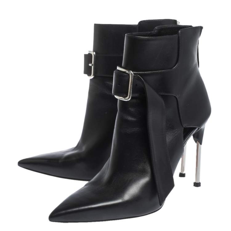 Pre Owned Alexander McQueen Black Leather Buckle Pointed Toe Booties Size 40