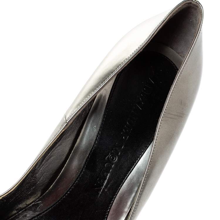 Pre Owned Alexander McQueen Silver Patent Leather Square Toe Pumps Size 41
