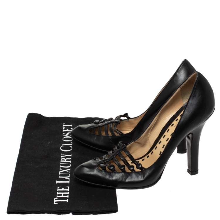 Pre Owned Alexander McQueen Black Leather Pumps Size 38.5