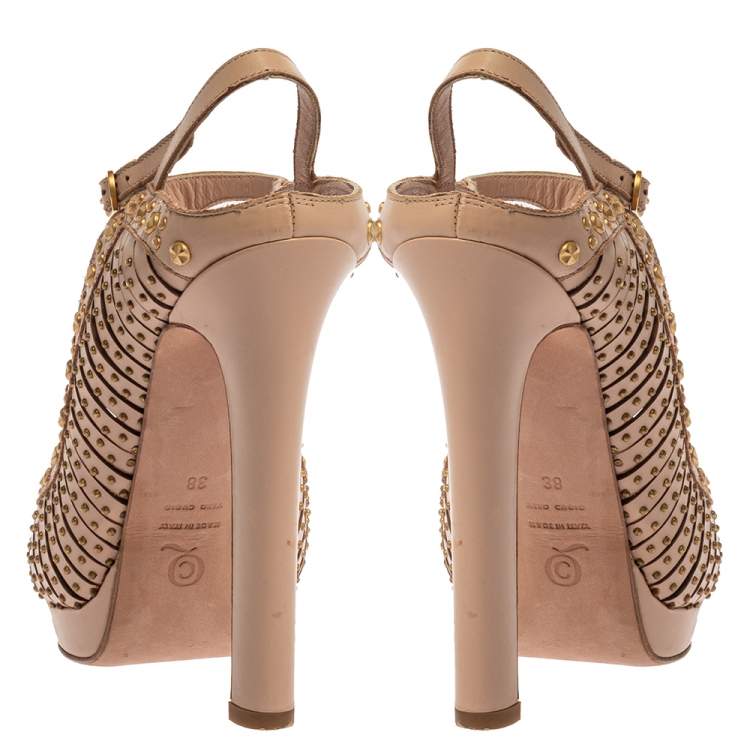 Pre Owned Alexander McQueen Beige Leather Studded Slingback Platform Sandals Size 38