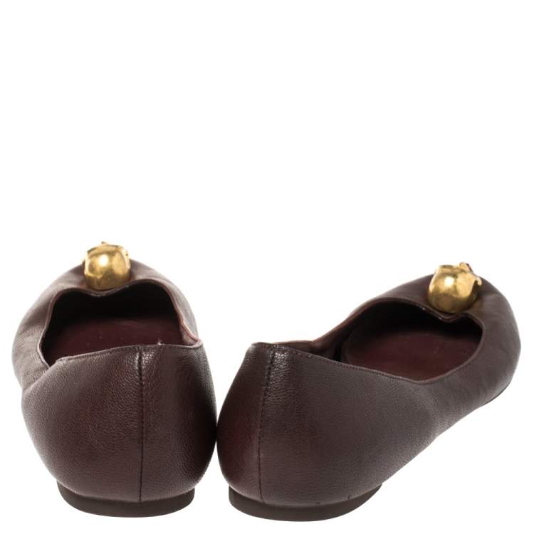 مملوكة مسبقًا Alexander McQueen Burgundy Leather Skull City Ballet Flats Size 38