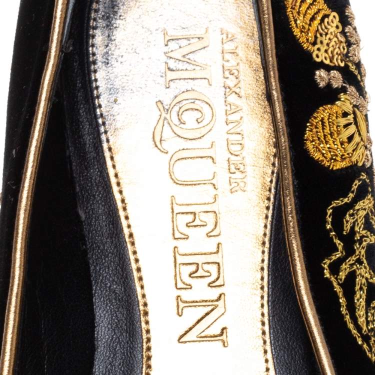 Pre Owned Alexander McQueen Black/Gold Velvet Embroidered Acorn Smoking Slippers Size 36