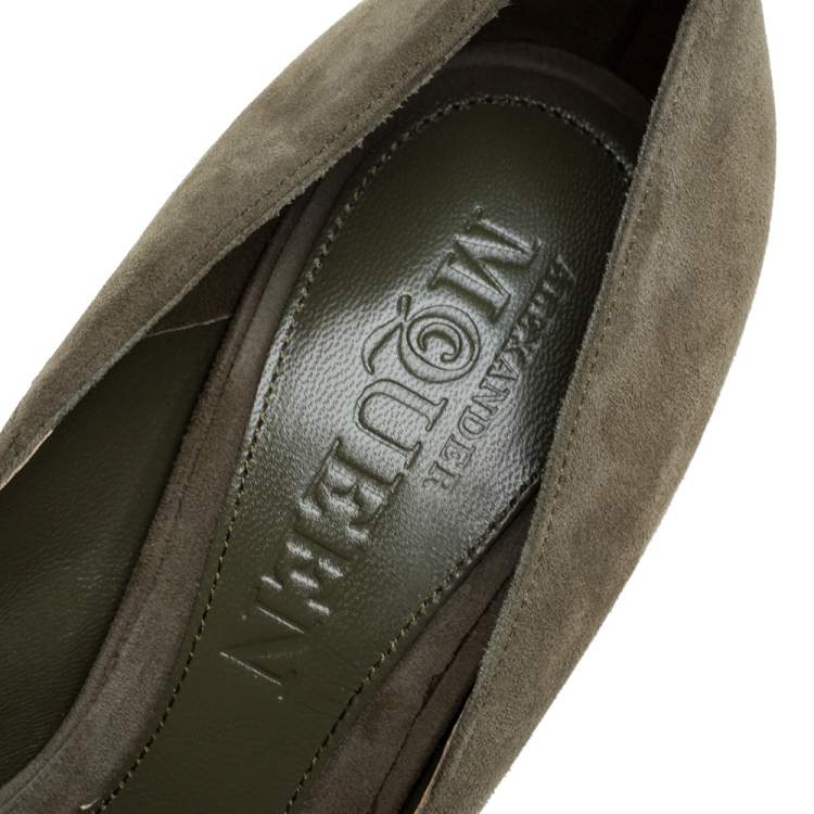 Pre Owned Alexander McQueen Olive Green Suede Taupe Skull Peep Toe Pumps Size 36.5