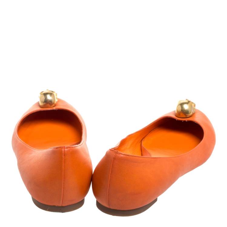 Pre Owned Alexander McQueen Orange Leather Skull Ballet Flats Size 38.5
