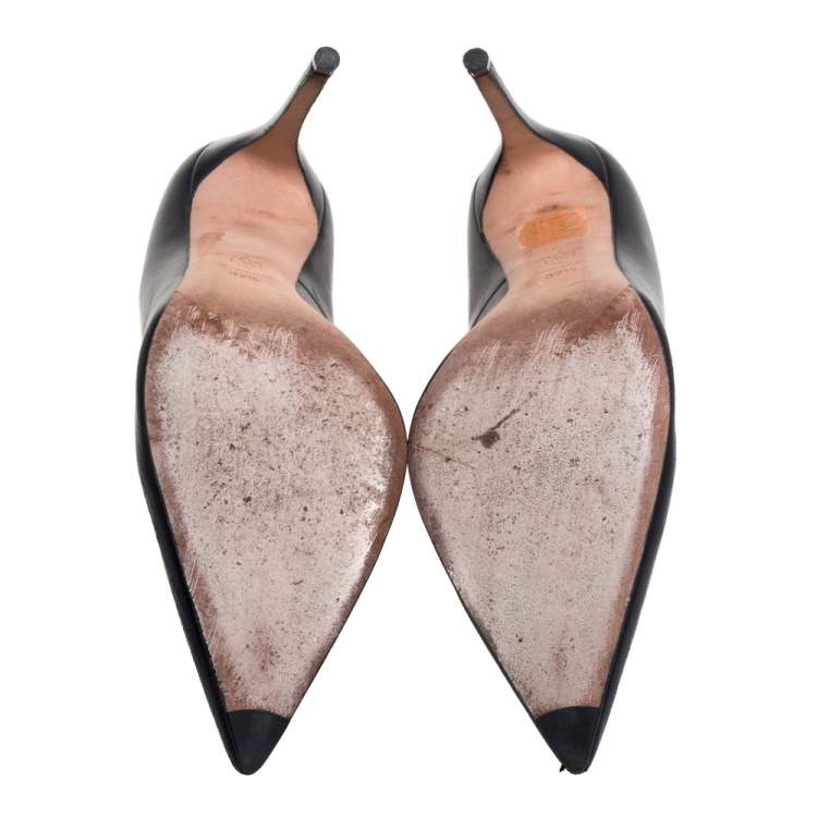 Pre Owned Alexander McQueen Black Leather Pointed Toe Pumps Size 37.5