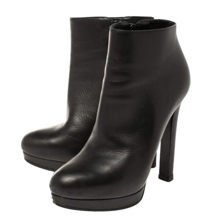 مملوكة مسبقًا Alexander McQueen Black Leather Platform Ankle Boots Size 36