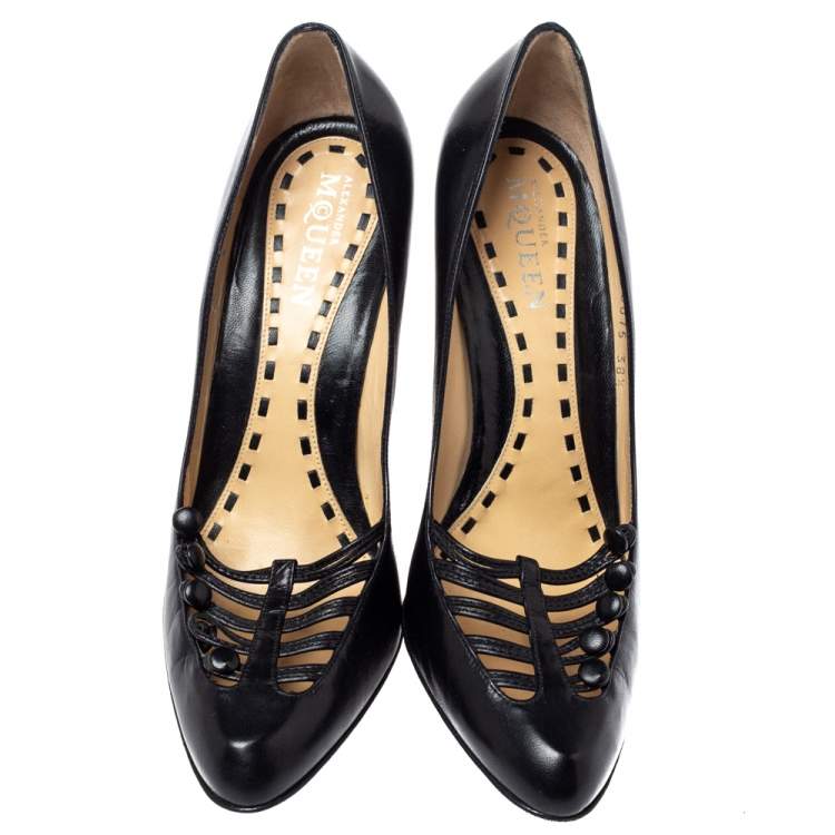 Pre Owned Alexander McQueen Black Leather Strappy Pumps Size 38.5