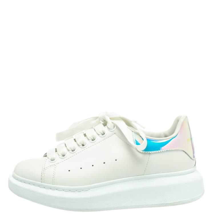 مملوكة مسبقًا Alexander McQueen White Leather Larry Low Top Sneakers Size 36.5
