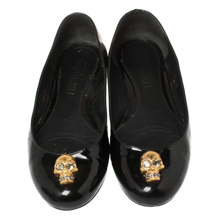 Pre Owned Alexander McQueen Black Patent Leather Embellished Skull City Ballet Flats Size 40