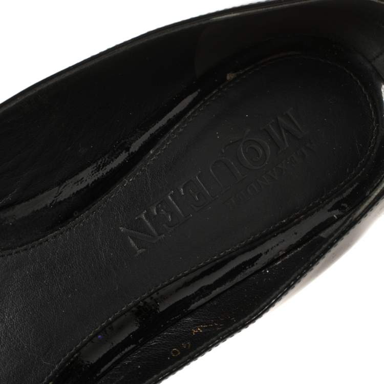 Pre Owned Alexander McQueen Black Patent Leather Embellished Skull City Ballet Flats Size 40