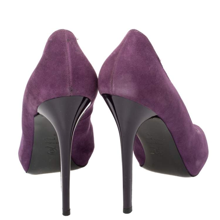 Pre Owned Alexander McQueen Purple Suede Skull Peep Toe Pumps Size 38