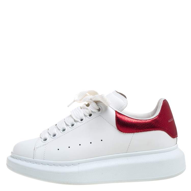 【送料&関税込】Alexander McQueen White Canvas And Leather P Alexander McQueen White Leather And Canvas Patch Low Top