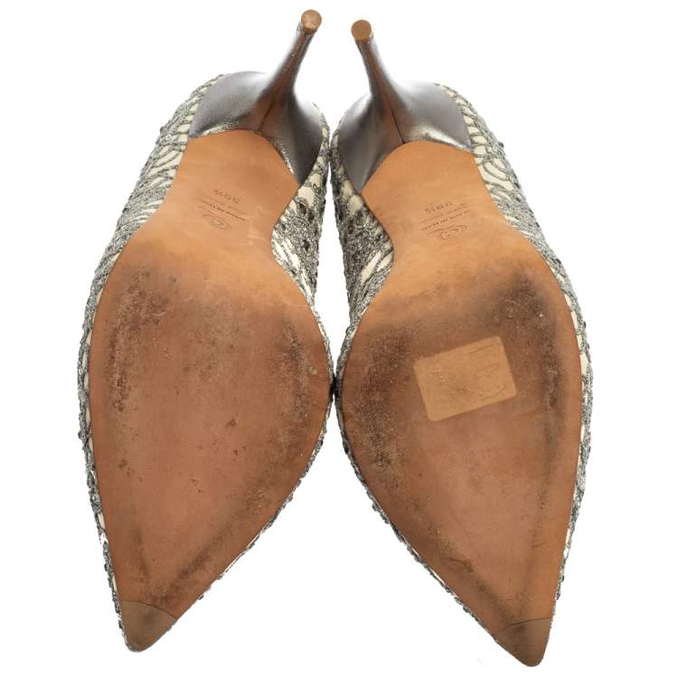 Pre Owned Alexander McQueen Silver/Off White Lace And Leather Crystal Embellish  Pointed Toe Pumps Size 39.5