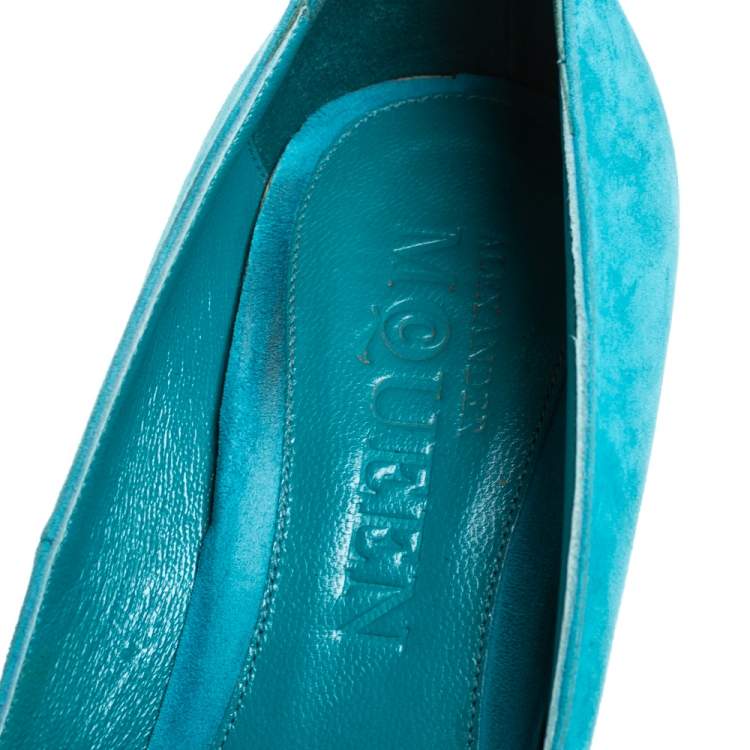 Pre Owned Alexander McQueen Blue Sued Pointed Toe Pumps Size 39.5