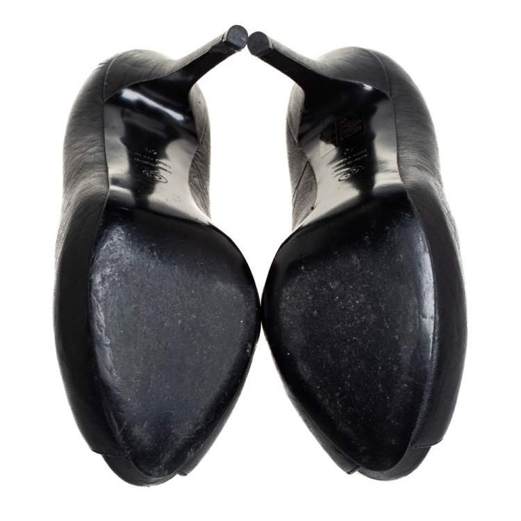 Pre Owned Alexander McQueen Black Leather Crystal Embellished Skull Detail Peep Toe Platform Pumps Size 40