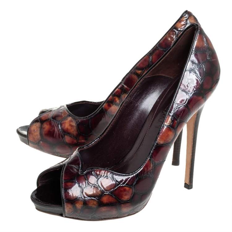 Pre Owned Alexander McQueen Brown Crocodile Embossed Leather Peep Toe Pumps Size 40