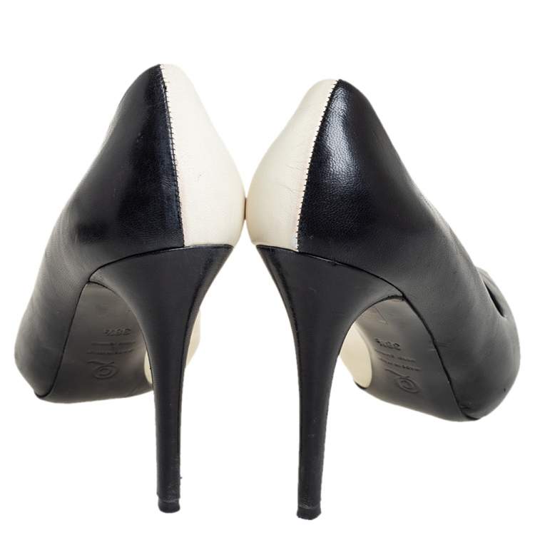 Pre Owned Alexander McQueen Black/White  Leather Peep Toe  Pumps Size 38.5