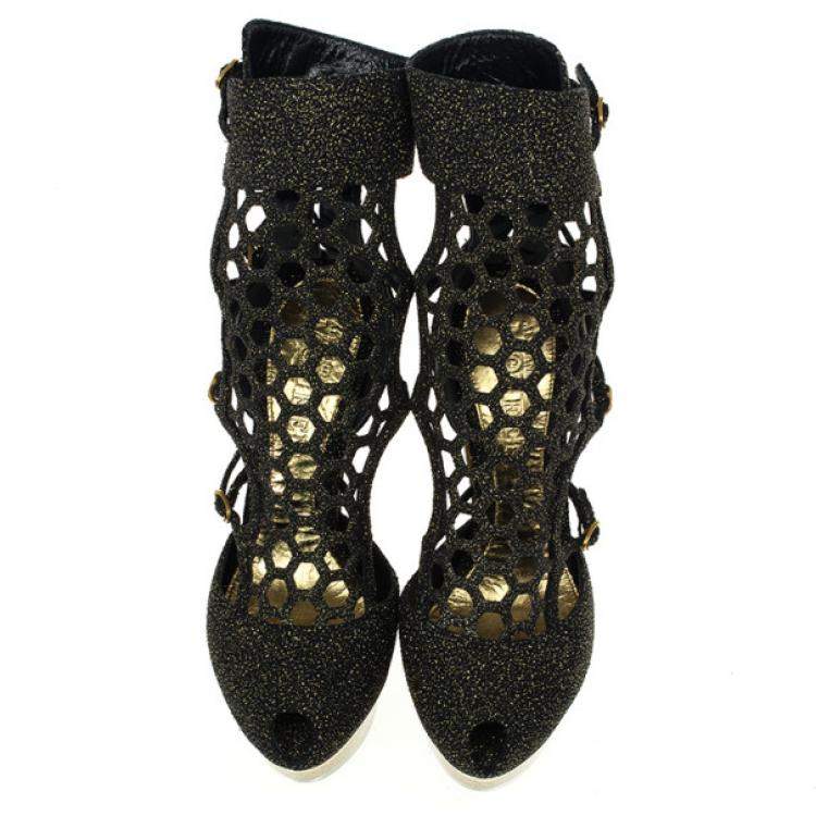 Pre Owned Alexander McQueen Metallic Honeycomb Plexiglass Wedge Booties Size 39