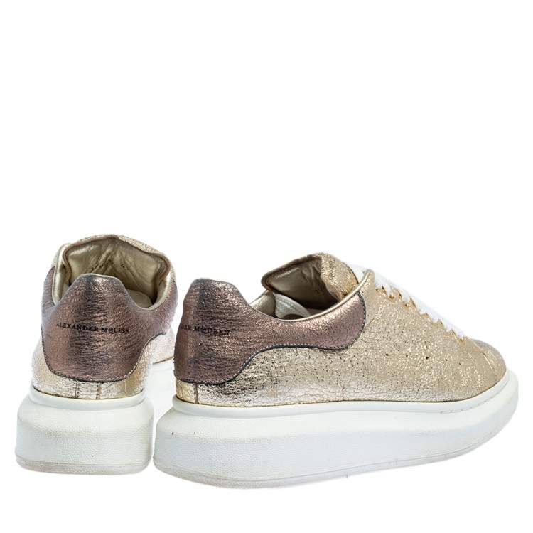 Pre Owned Alexander McQueen Gold Foil Leather Oversized Low Top Sneakers Size 41
