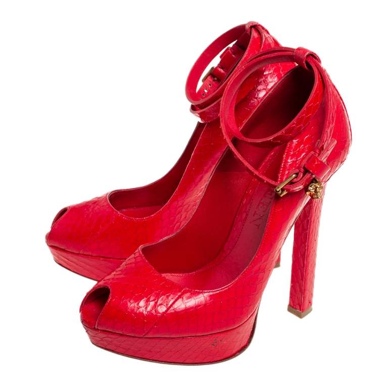 Pre Owned Alexander McQueen Red Python Peep Toe Ankle Strap Platform Sandals Size 36