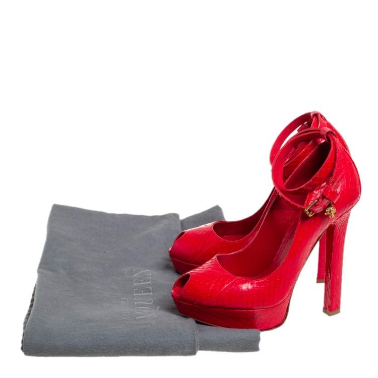 Pre Owned Alexander McQueen Red Python Peep Toe Ankle Strap Platform Sandals Size 36