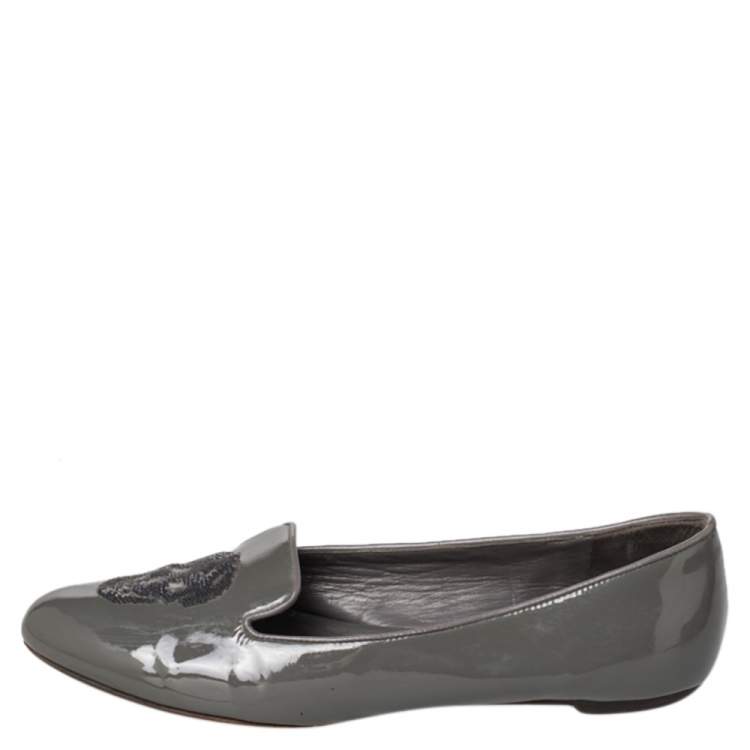 Pre Owned Alexander McQueen Grey Patent Leather Sequin Skull Smoking Slippers Size 39