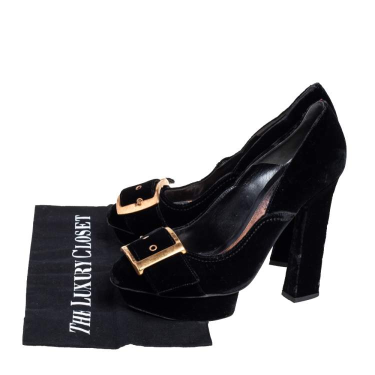 Pre Owned Alexander McQueen Black Velvet Buckle Platform Pumps Size 39
