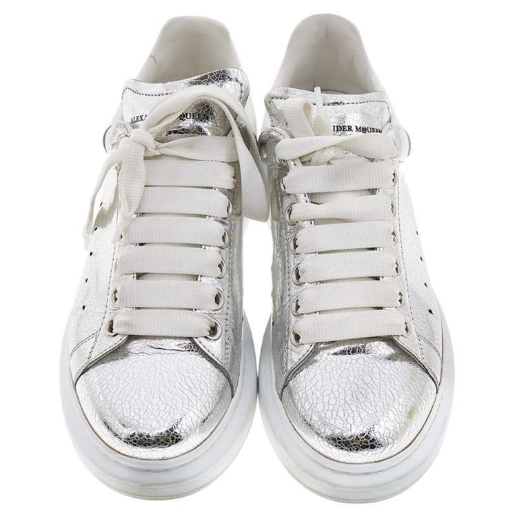 Pre Owned Alexander McQueen Metallic Silver Leather Larry Platform Lace Up Sneakers Size 38.5