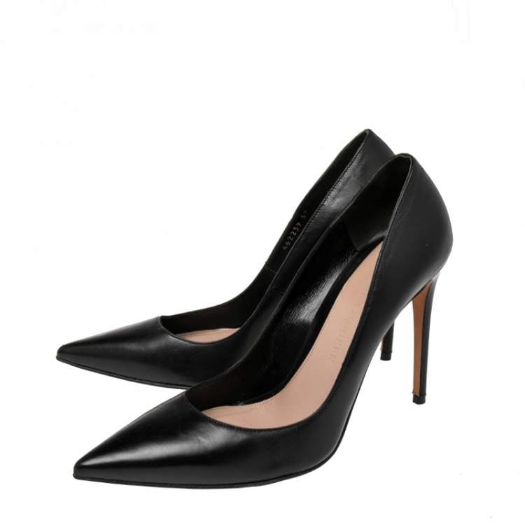Pre Owned Alexander McQueen Black Leather Pointed Toe Pumps Size 39