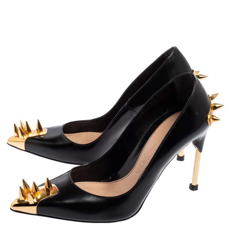 Pre Owned Alexander McQueen Black Glossy Leather Spike Pointed Toe Pumps Size 36