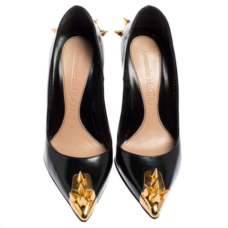 Pre Owned Alexander McQueen Black Glossy Leather Spike Pointed Toe Pumps Size 36