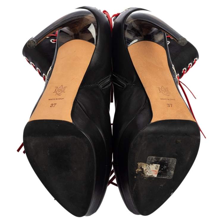 Pre Owned Alexander McQueen Black/Red Leather Lace Up Horn Heel Ankle Boots Size 37
