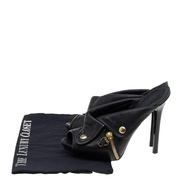 مملوكة مسبقًا Alexander McQueen Black Leather Dredge Peep Toe Mule Sandals Size 36.5