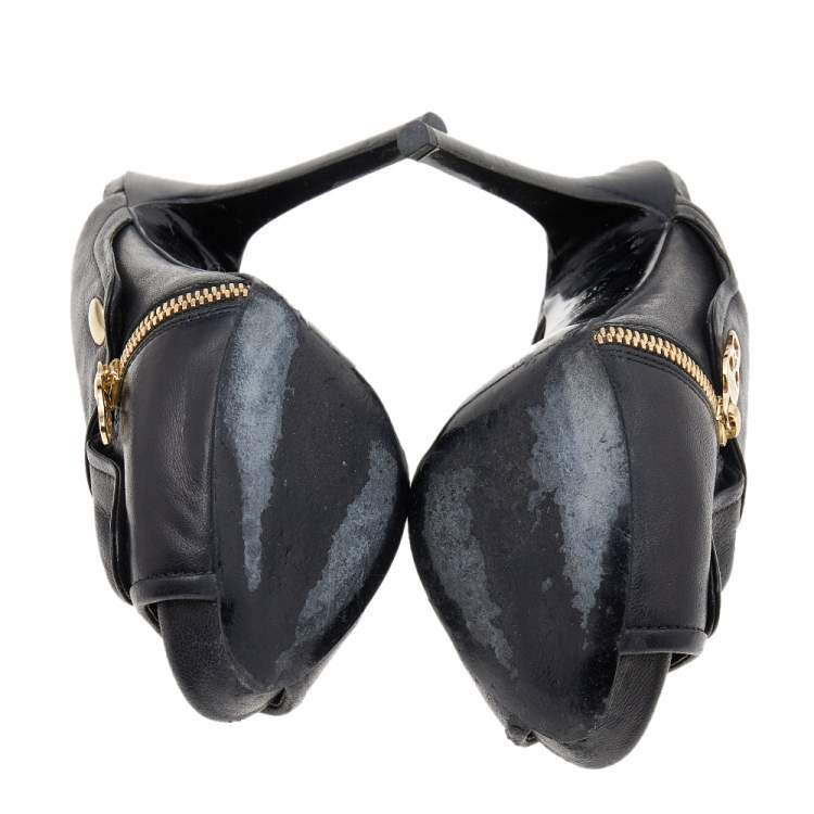 مملوكة مسبقًا Alexander McQueen Black Leather Dredge Peep Toe Mule Sandals Size 36.5