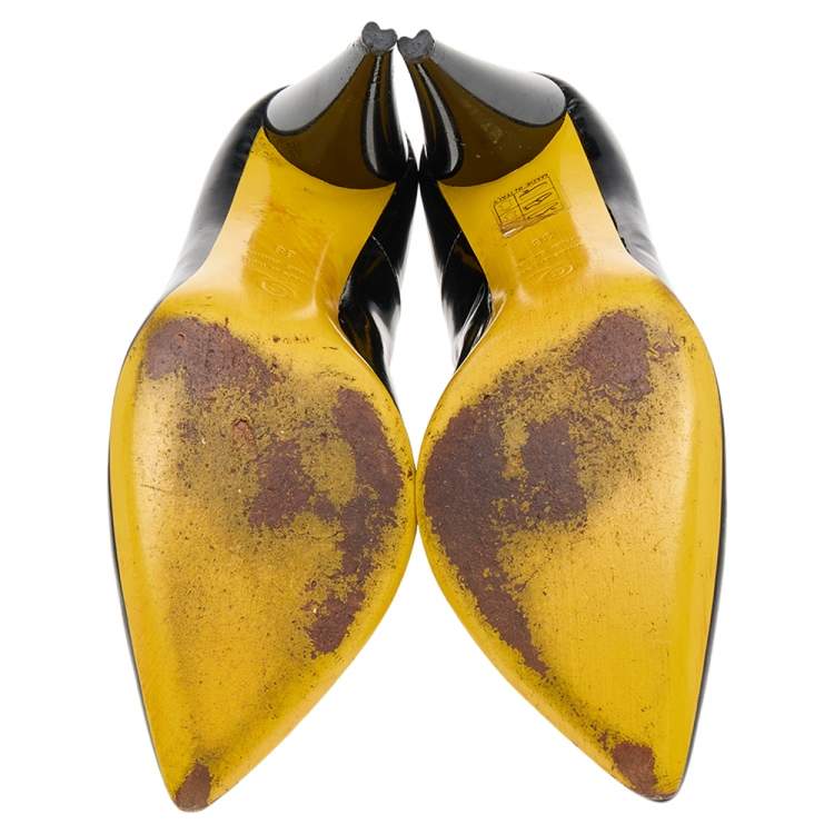 Pre Owned Alexander McQueen Black Patent Leather Pointed Toe Pumps Size 38