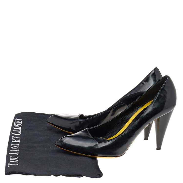 Pre Owned Alexander McQueen Black Patent Leather Pointed Toe Pumps Size 38