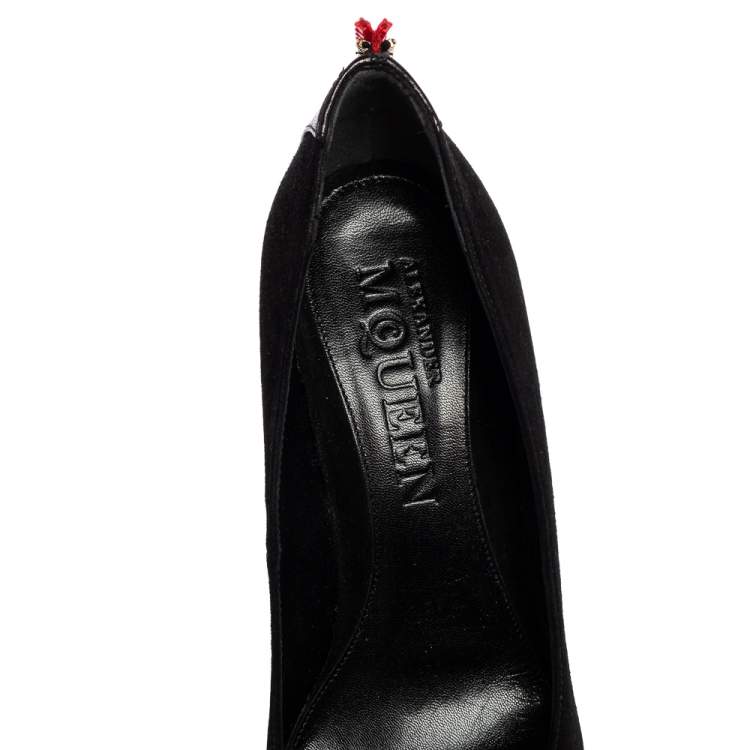 Pre Owned Alexander McQueen Black Suede Zip Embellished Heel Pointed Toe Pumps Size 38