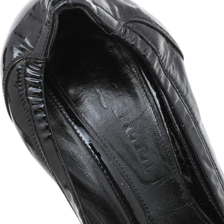 Pre Owned Alexander McQueen Black Patent Leather Pumps Size 38