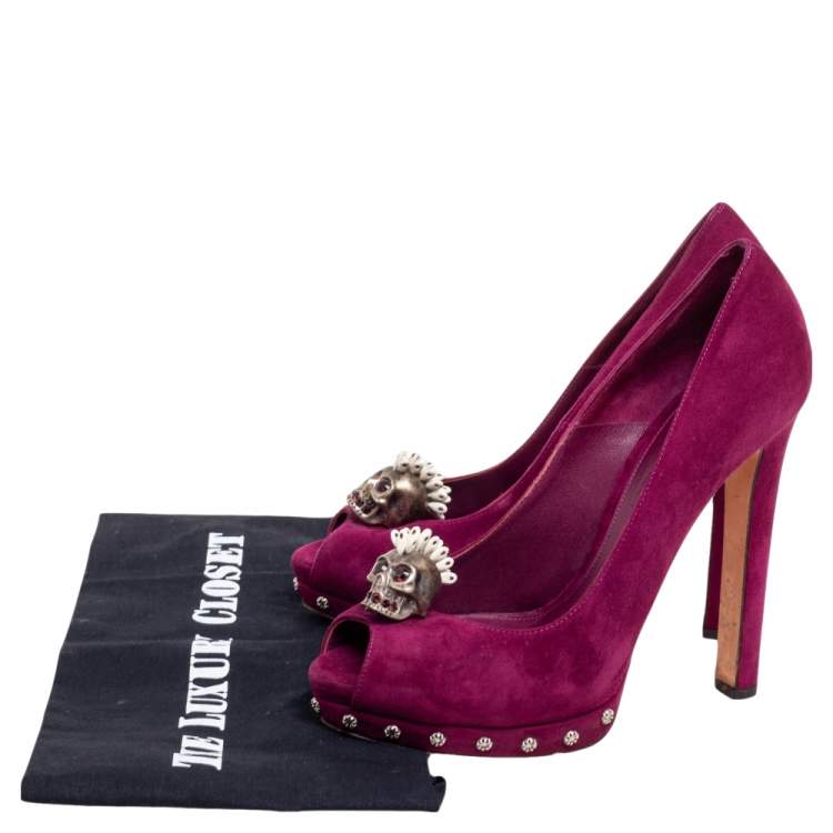Pre Owned Alexander McQueen Purple Suede Embellished Skull Peep Toe Pumps Size 38.5