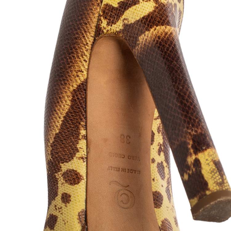 Pre Owned Alexander McQueen Brown/Yellow Karung Leather Skull Peep Toe Pumps Size 38