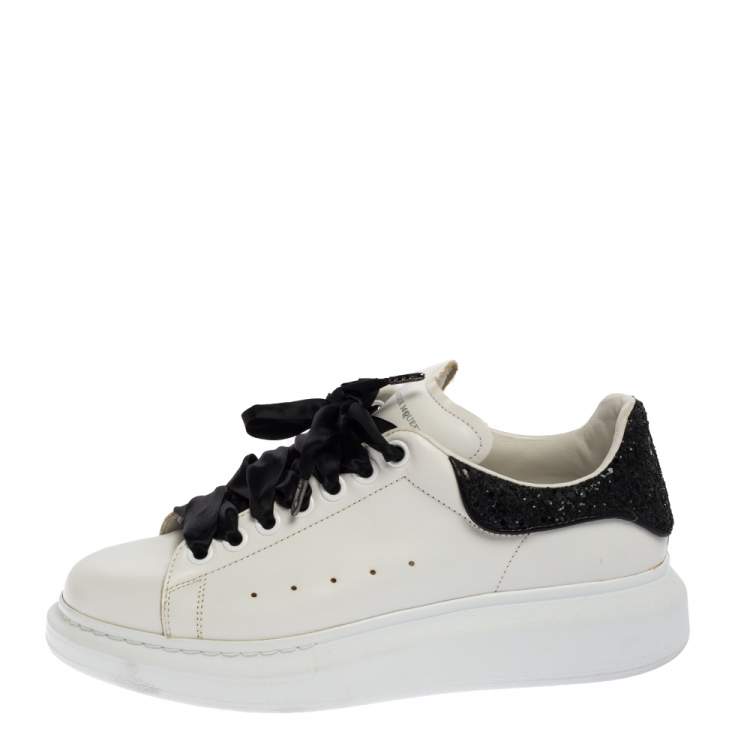 Alexander McQueen White/Black Leather and Glitter Oversized Sneakers Size 40.5 Alexander McQueen |