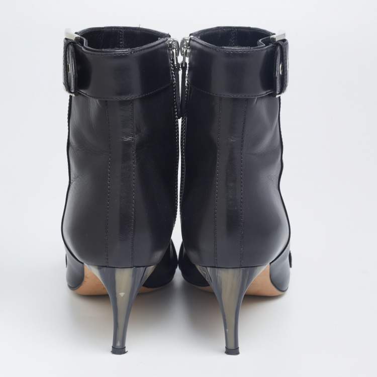 Pre Owned Alexander McQueen Black Leather Buckle Ankle Length Boots Size 38