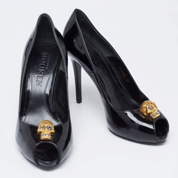 Pre Owned Alexander McQueen Black Patent Leather Peep Toe Pumps Size 39